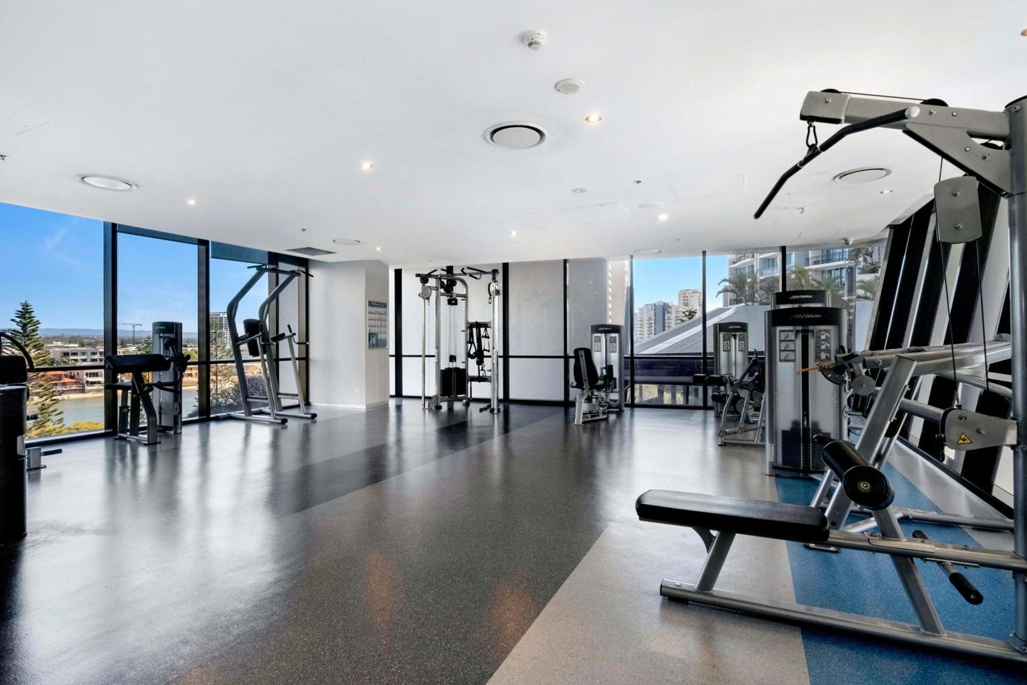 Two Bedroom Self Contained - Circle On Cavill - Privately Managed Apartment *